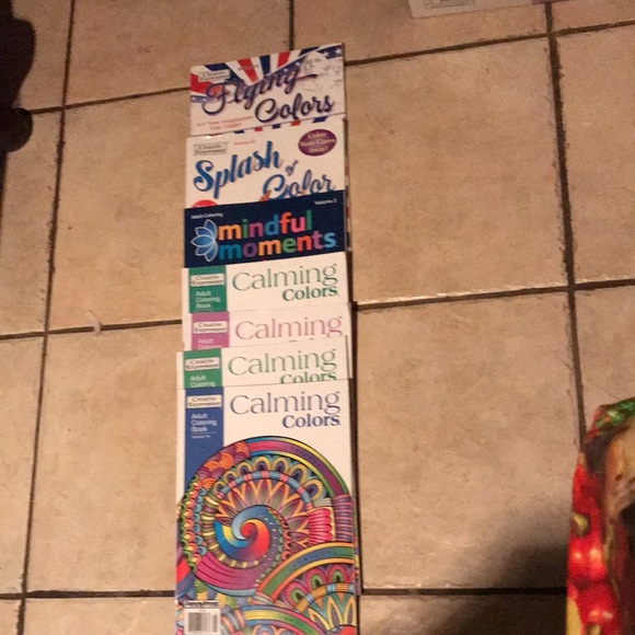 CREATIVE EXPRESSION COLORING BOOKS LOT (NEW)‼️ - Picture 2 of 9